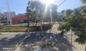 Imagem 3: Duas Lojas , Apartamento com varanda e 2 terrenos