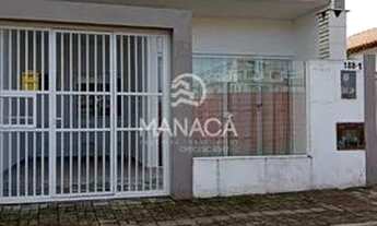 Imagem: Sobrado Geminado no centro de Piçarras/