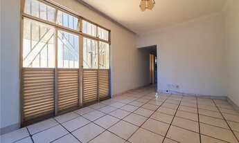 Imagem: Apartamento amplo e bem localizado em Nazaré