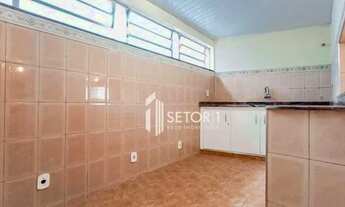 Imagem 6: Casa com 1 dormitório para alugar, 80 m² por R$ 800,00/mês - Vitorino Braga - Juiz de Fora