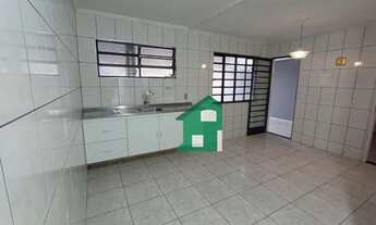 Imagem 7: Casa 3 quartos sendo 1 suíte no 31 de março por R$1.800,00