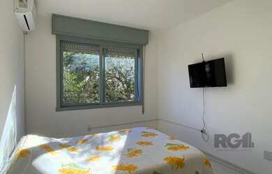 Imagem 7: Apartamento 2 dormitórios ensolarado, com vaga de garagem no Menino Deus