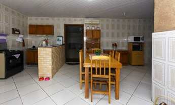 Imagem 2: Casa com 5 Quartos à Venda no bairro São José com 240m²