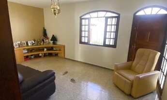 Imagem 2: EXCELENTE CASA DE 2 PAVIMENTOS COM 3 QUARTOS,S SENDO SUÍTE E GARAGEM