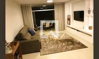 Imagem 4: Casa à Venda - Jardim Samambaia, 4 Quartos, 1000 m2