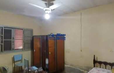 Imagem 5: CASA ANTIGA PARA VENDA NO BOSQUE DOS EUCALIPTOS! TERRENO INTEIRO! BEM CONSTRUÍDA! CÔMODOS