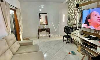 Imagem 3: Vendo casa ampla 2/4 em excelente localização no bairro Conceição