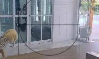 Imagem 2: Casa a 250m da praia de Jurerê In