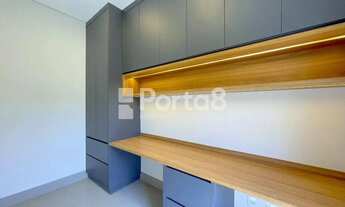 Imagem 5: Residência Exclusiva: Conheça Esta Casa no Condomínio Village La Montagne!