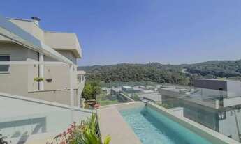 Imagem 2: Casa para alugar em Santana de Parnaíba, Alphaville, com 3 suítes, com 350 m², Condomínio