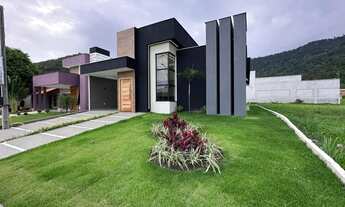 Imagem 2: Casa com 3 Quartos à Venda, 96 m² por R$ 650.000 - Jardim Atlântico Central (Itaipuaçu)