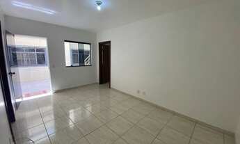 Imagem: Casa fundos um Quarto QNE 04 Taguatinga