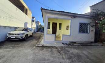 Imagem 2: Terreno 625m² com 1 casa de 3 Quartos e 3 Casas de 1 Quarto Av. Getúlio Vargas