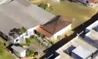 Imagem 2: SHA ARNIQUEIRAS EXCELENTE LOTE 3.600 METROS COM CASA 04 QUARTOS