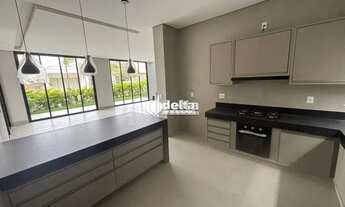 Imagem 6: Casa residencial em condomínio disponível para locação e venda no bairro Laranjeiras em Ub