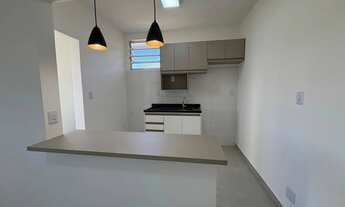 Imagem 6: Quarto e sala na Ponta da Praia