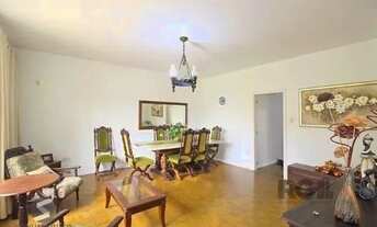 Imagem 6: Casa em Porto Alegre, no bairro Ipanema, com 4 dormitório(s), e 4 banheiros, à v