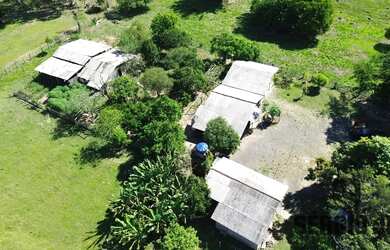 Imagem 7: Propriedade com 1,8ha, 2 casas, galpão, piscina e açude em Triunfo