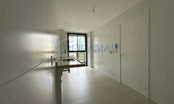 Imagem 3: Apartamento 4 Quartos, 2 Suítes, 2 Semi-Suítes, 2 Vagas de Garagem à Venda no New York - P