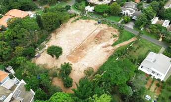Imagem: Terreno à venda em condomínio fechado