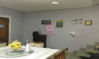 Imagem 3: Sobrado de 2 Quartos à Venda no Villa Branca em Jacareí/SP: Conforto, Espaço e Localização