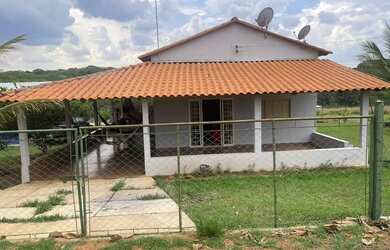 Imagem 7: Chácara a venda com 10.000m² de área total, casa, galpão, piscina em Bela Vista de Goiás