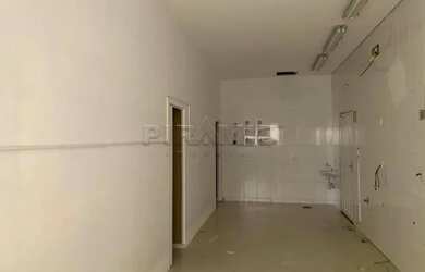 Imagem 6: Salão comercial com 341,24m², bairro Jardim Irajá, Zona Sul de Ribeirão Preto/SP