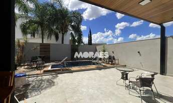 Imagem 4: Casa em Condomínio Fechado com 3 suítes, 2 vagas, à venda, a/c 230 m² por R$ 1.720.000 - R