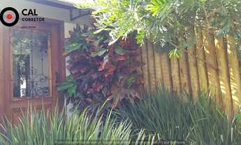 Imagem 3: Casa para venda com 327 metros quadrados com 4 quartos em Centro - Amparo - SP