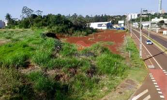 Imagem: TERRENO NA AVENIDA CARLOS BARBOSA COM RUA