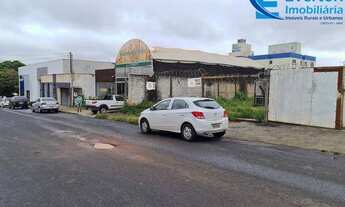 Imagem 3: Terreno pronto pra construir com 360m², no Bairro Santa Mônica; Terreno com pequena inclin