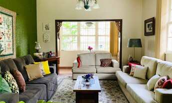 Imagem: Casa com piscina para venda com 232 m²