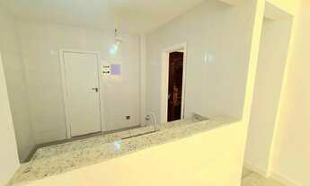 Imagem 2: Apartamento para venda tem 70 metros quadrados com 2 quartos em Laranjeiras - Rio de Janei