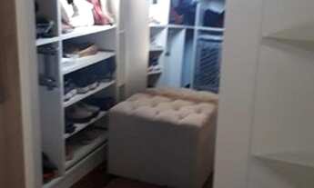 Imagem 3: Sobrado para venda possui 250 metros quadrados com 4 quartos em Laranjal - Pelotas - RS