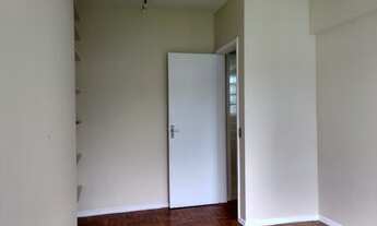 Imagem 4: Laranjeiras, Rua Belizário Távora, sala, 2 quartos, 2 vagas