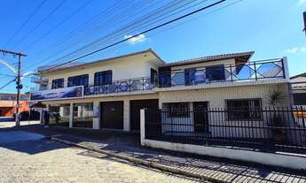 Imagem 3: Casa aconchegante no centro de Balneário Barra do Sul