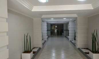 Imagem 6: Apartamento para venda possui 90 metros quadrados com 2 quartos em Embaré - Santos - SP