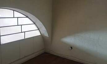 Imagem 5: Loja bem localizada, com 60 metros quadrados com mezanino e banheiro