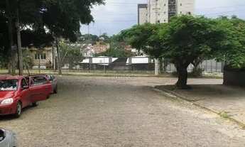 Imagem 3: Porto Alegre - Casa Padrão - Tristeza