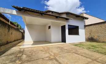 Imagem 2: Casa com 3/4 sendo 1 suíte, Aureny 3