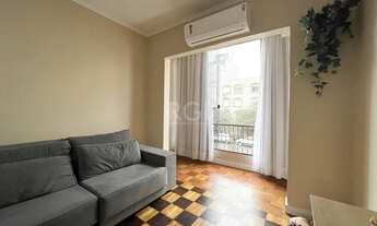 Imagem 2: Apartamento 85m² - 3 dormitórios, sacada, churrasqueira no bairro Cidade Baixa