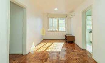 Imagem 2: Apartamento à venda 2 Quartos, 1 Vaga, 60M², Mont Serrat, Porto Alegre - RS