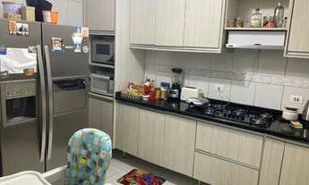 Imagem 6: Excelente sobrado triplex em Santa Felicidade