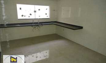 Imagem 6: Sobrado novo com 150 m² de terreno, são 3 suítes amplas, 4 vagas de garagem, corredor late