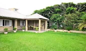 Imagem 2: LINDA CASA LOCALIZADA NA PRAIA DE IMBÉ, A APENAS 600M DO MAR, COMPOSTA POR: