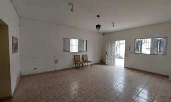 Imagem 2: Casa para venda tem 264 metros quadrados com 3 quartos em Sítio do Campo - Praia Grande