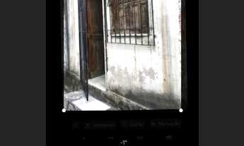 Imagem 6: Vendo terreno murado com alvenaria para três cômodos e pequena construção na frente