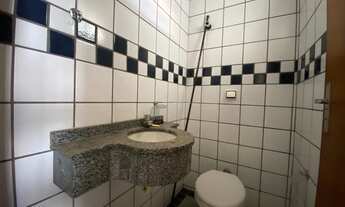 Imagem 7: SOBRADO À VENDA NO CENTRO EM APUCARANA (PRÓXIMO A FEIRA DA LUA)