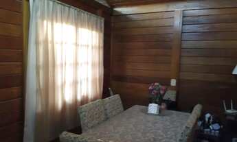 Imagem: Ilha de Guaratiba Casa de madeira no Recanto