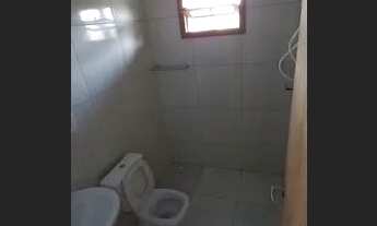 Imagem 5: Apartamento piso superior com 3 quartos, 2 wc, edicula churrasq, garagem coberta